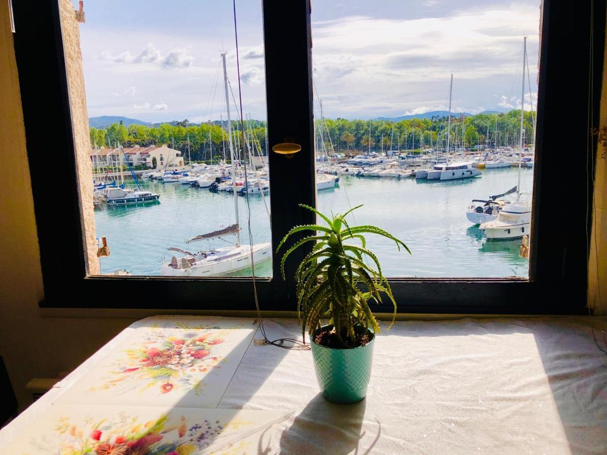 Petit Cocon Magnifique Vue Sur Marina Dans Le Golfe De Saint Tropez Daire Cogolin Dış mekan fotoğraf